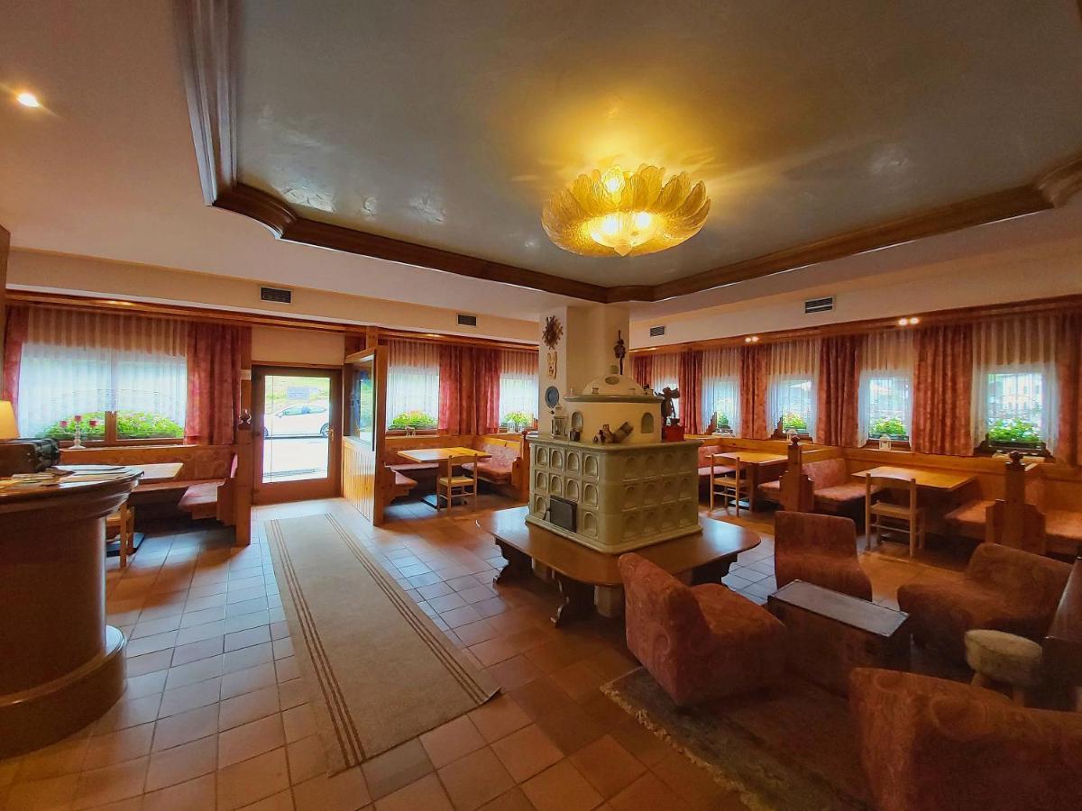 Albergo Scoiattolo Falcade Exterior foto